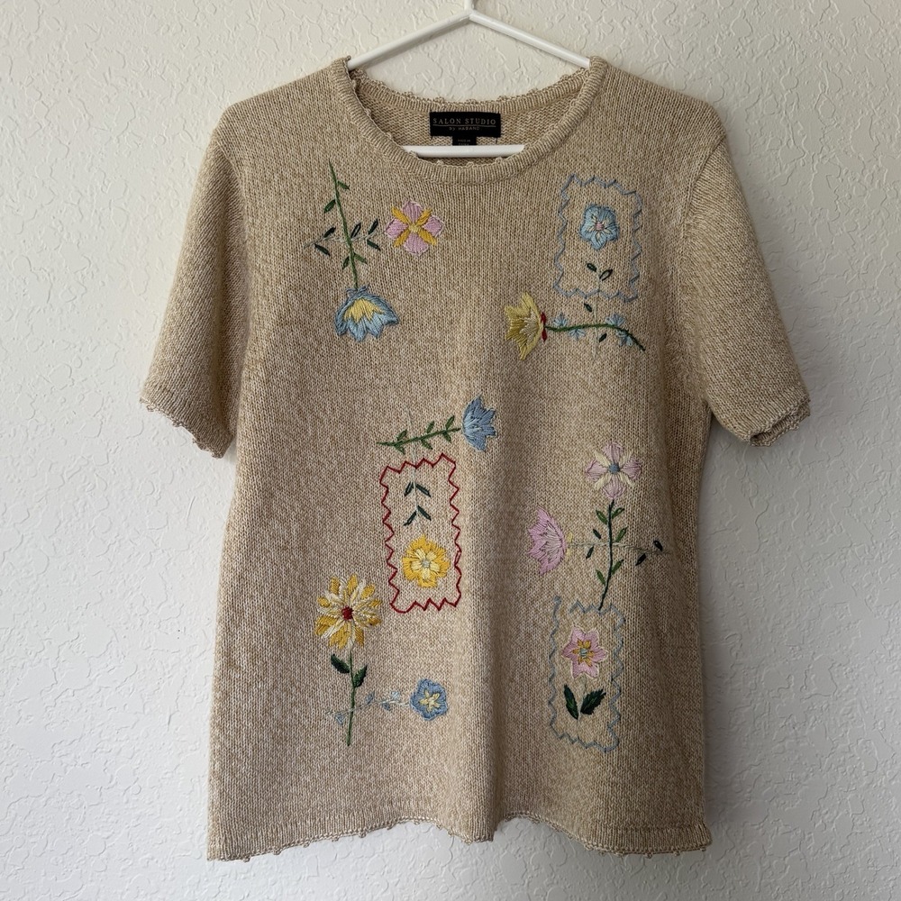 Womens Knit Sweater Top Small Floral Embroidered Cottagecore Grandma Teacher